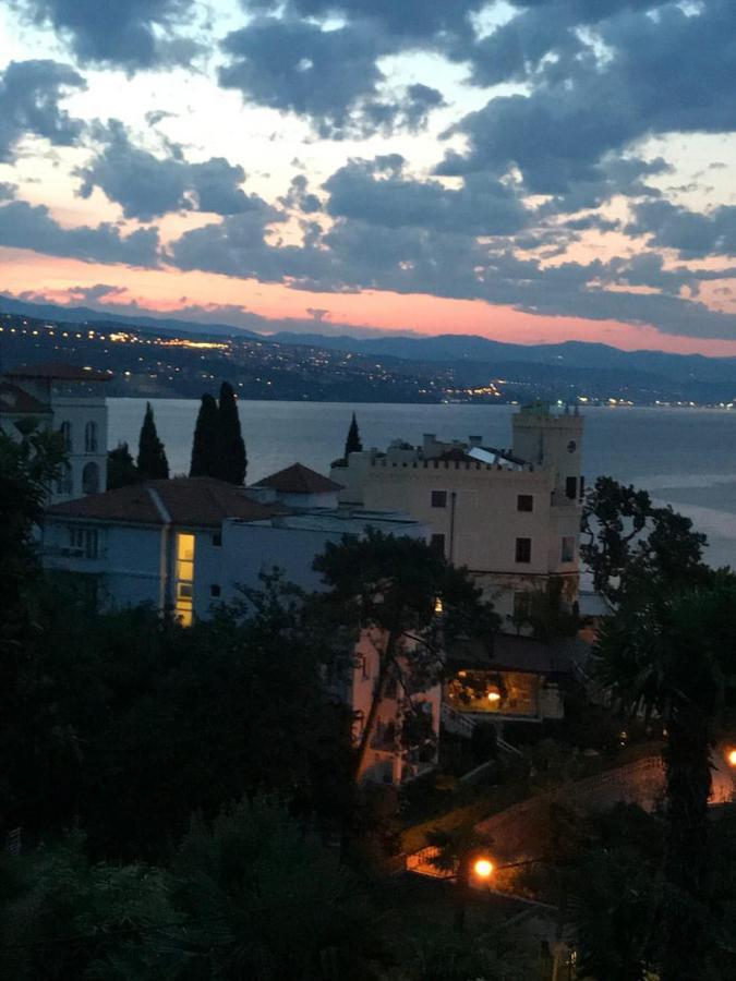 Apartment Zdenka - 100 M From The Beach Opatija Exterior foto